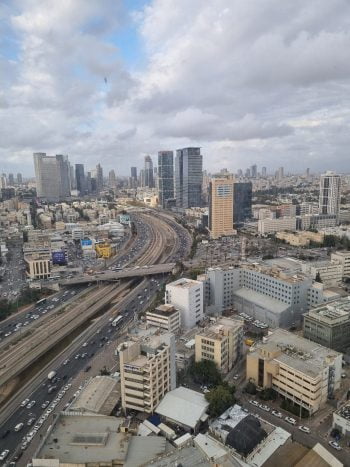 משרד להשכרה באזור נגיש ונוח בתל אביב